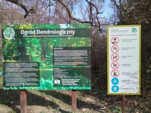 Ogród Dendrologiczny tablica informacyjna.
